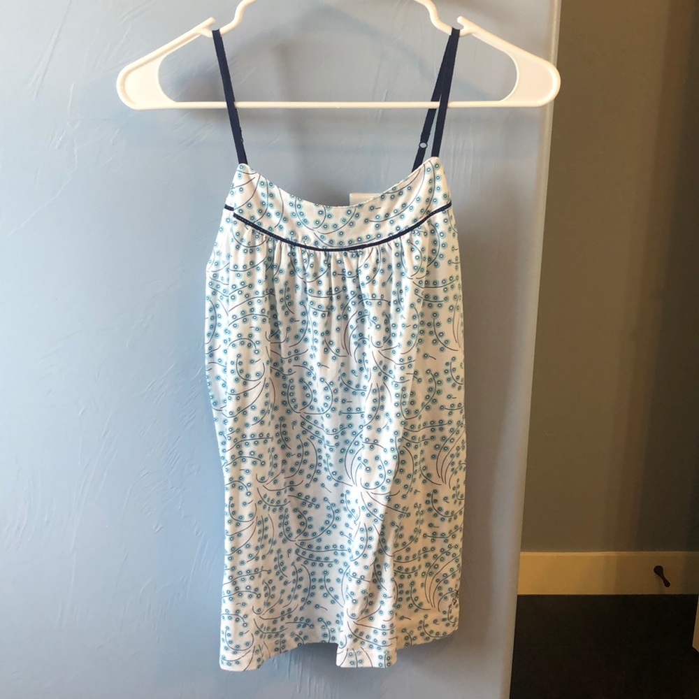 Blue and white tank